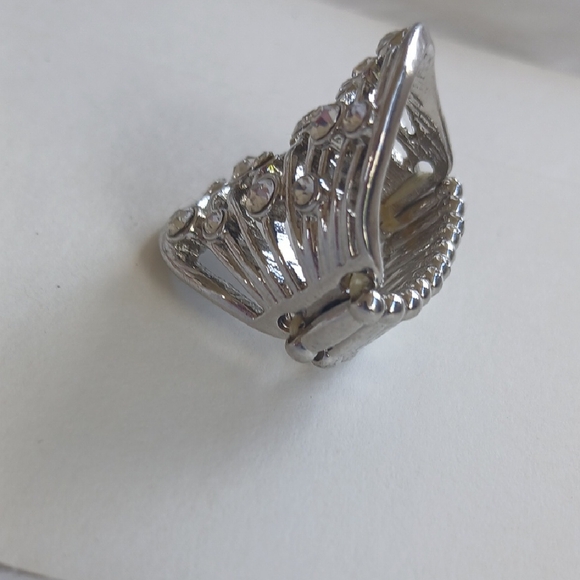 Paparazzi Silver Ring with Dazzling Accents - Picture 3 of 10